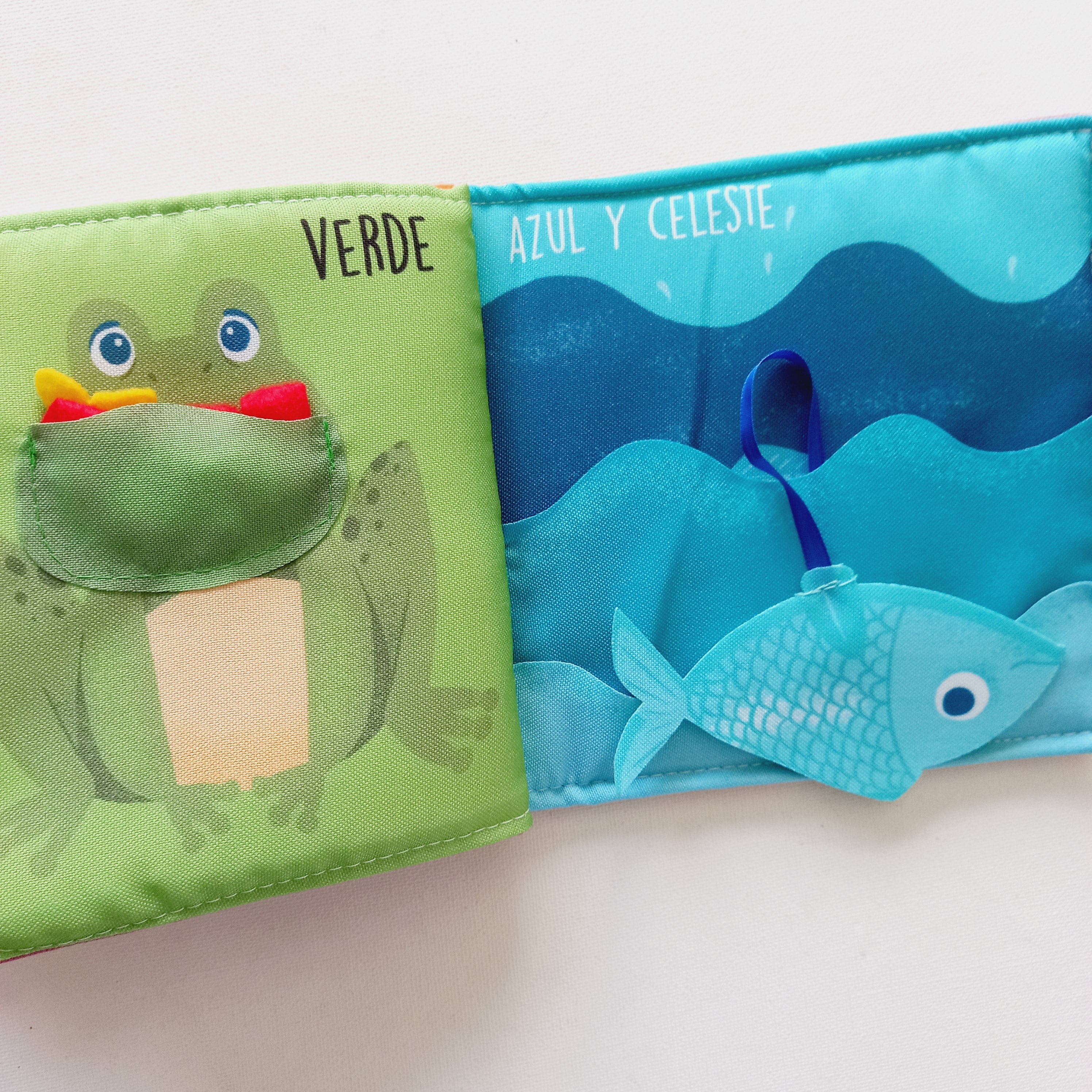 A descubrir los colores - Mini libro de tela sensorial
