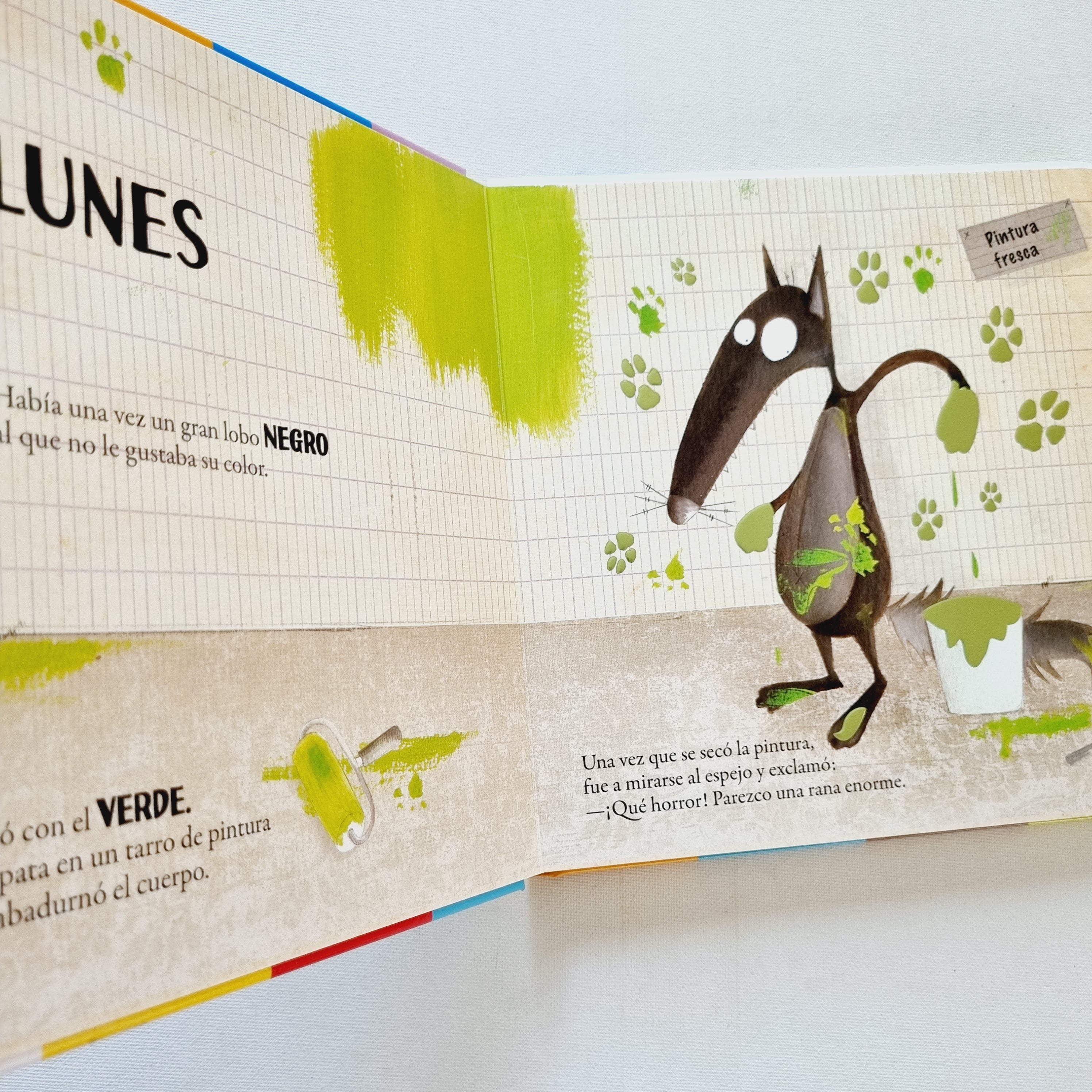 Lobo multicolor para divertirse con las texturas todos los días de la semana