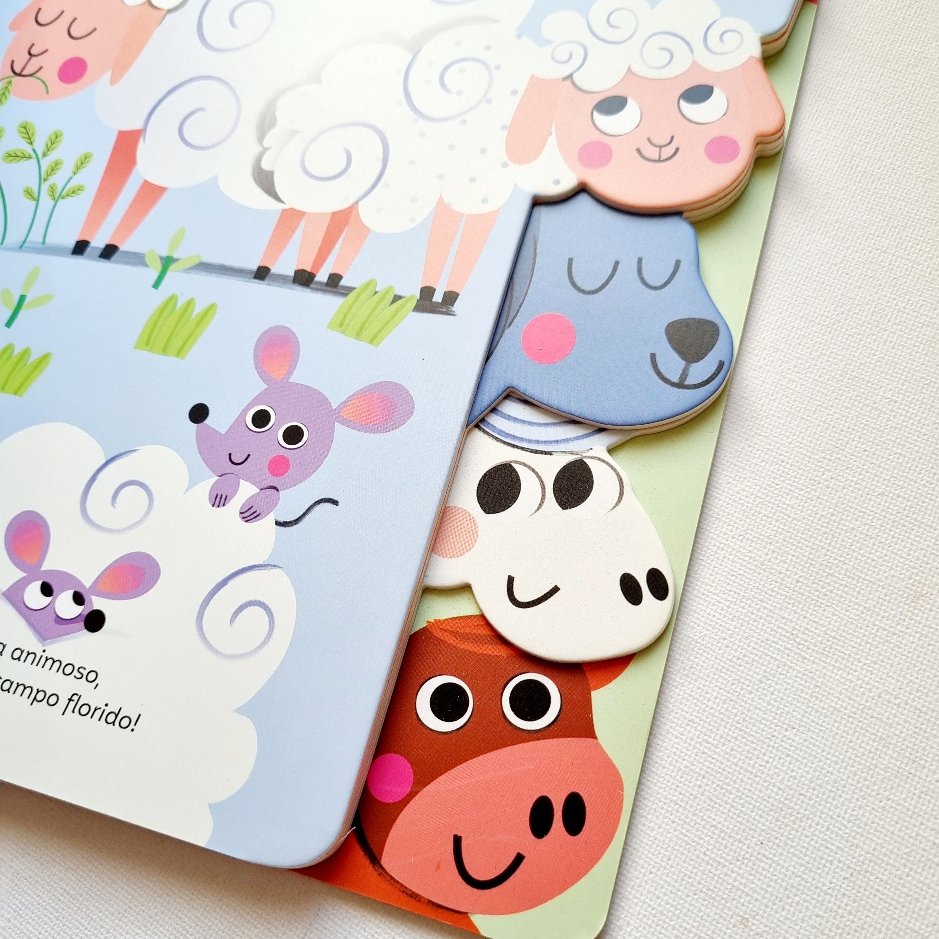 Animales de la granja. Libro con pestañas