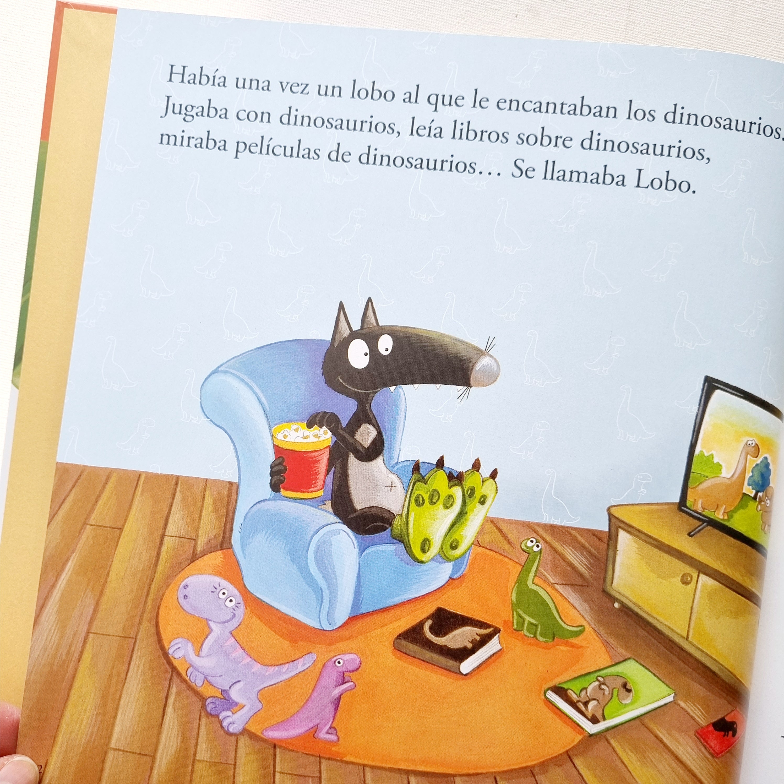 El lobo que adoraba los dinosaurios