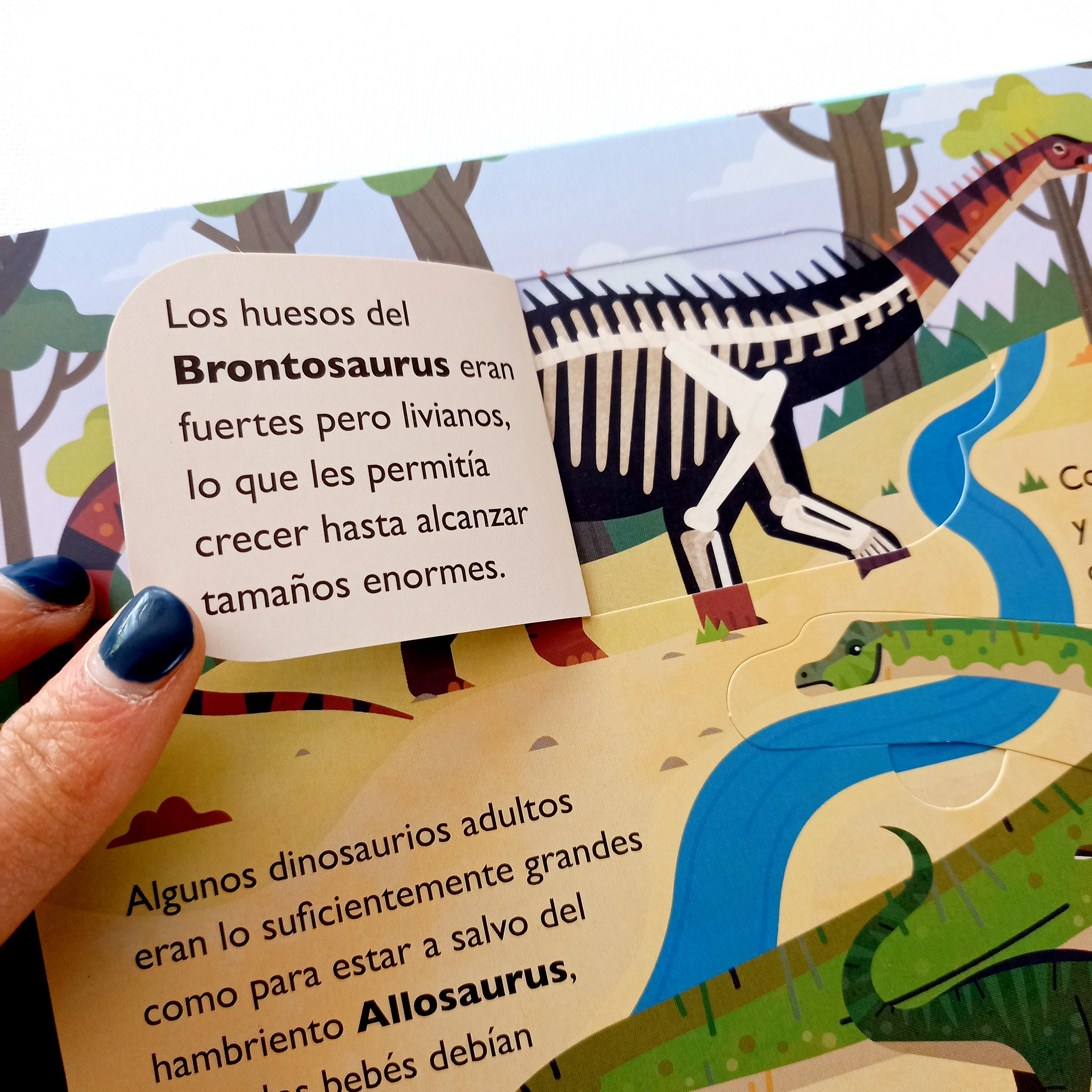 50 curiosidades sobre los dinosaurios. Libro con solapas