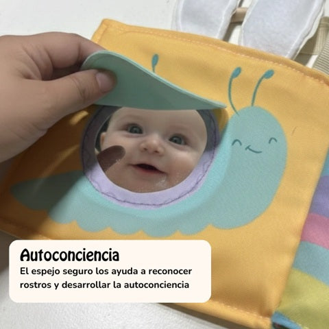 Conejo - Mini libro de tela sensorial