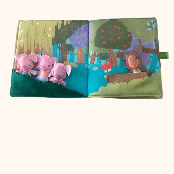 Los tres chanchitos - Libro de tela sensorial