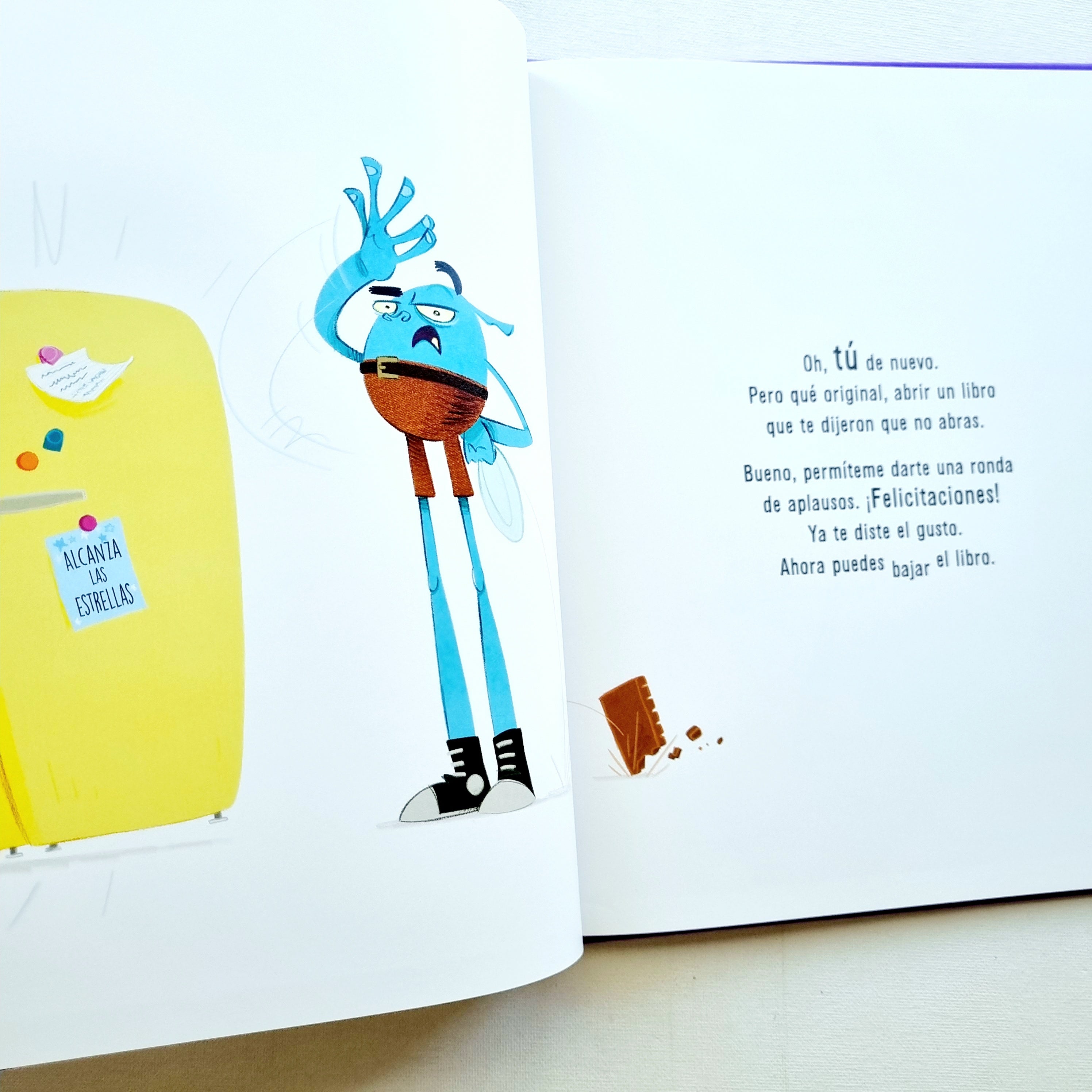 Por favor no abrir este libro o ya verás