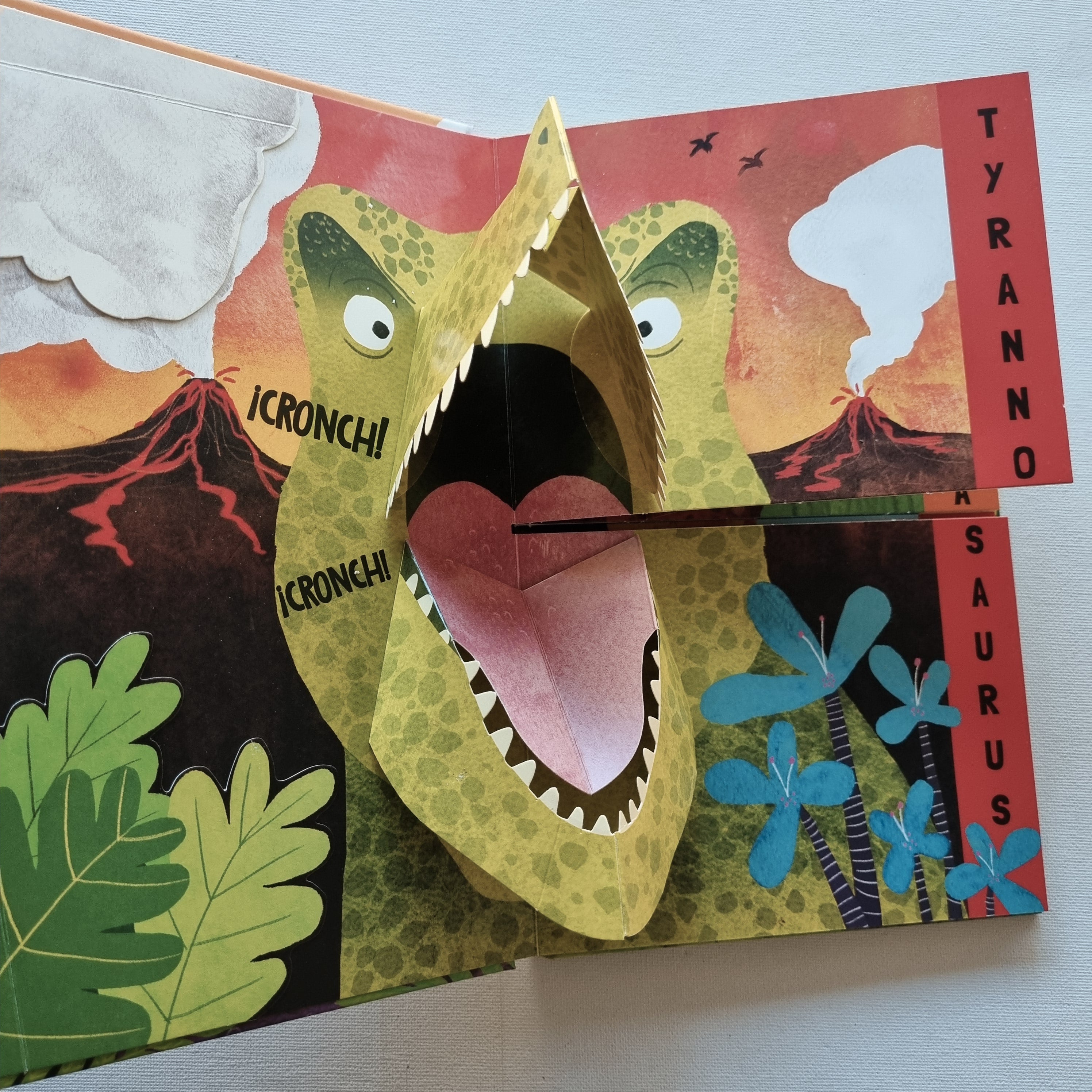 Dinosaurios . Chis Chas ¡Chomp!